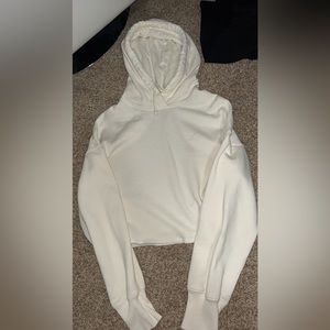 cropped cream hoodie from hollister